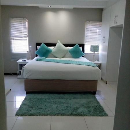 Shoes Guest House 2 Mthatha Exterior foto
